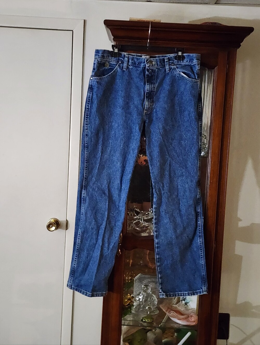 Wrangler Men's Blue Relaxed Fit Jeans